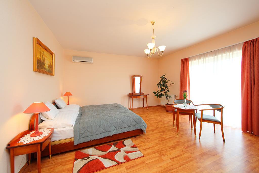 Balazs Villa Balatonfüred Cameră foto